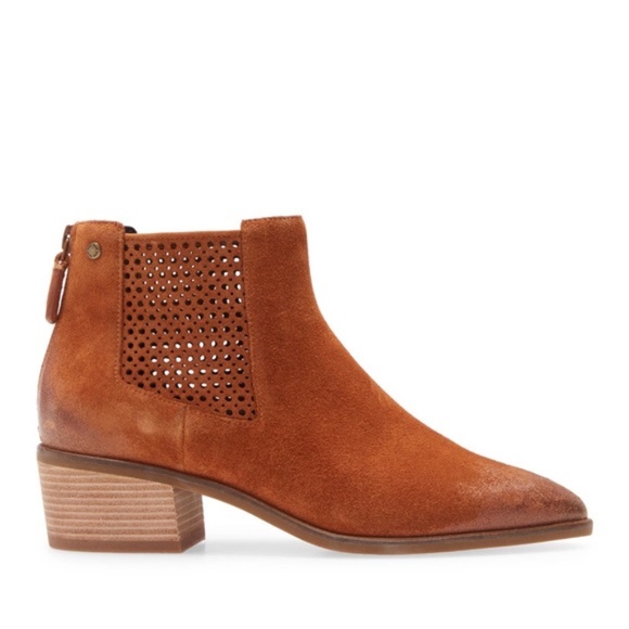 NEW Cole Haan  LEATHER Val Bootie Brown Boots - Picture 1 of 9